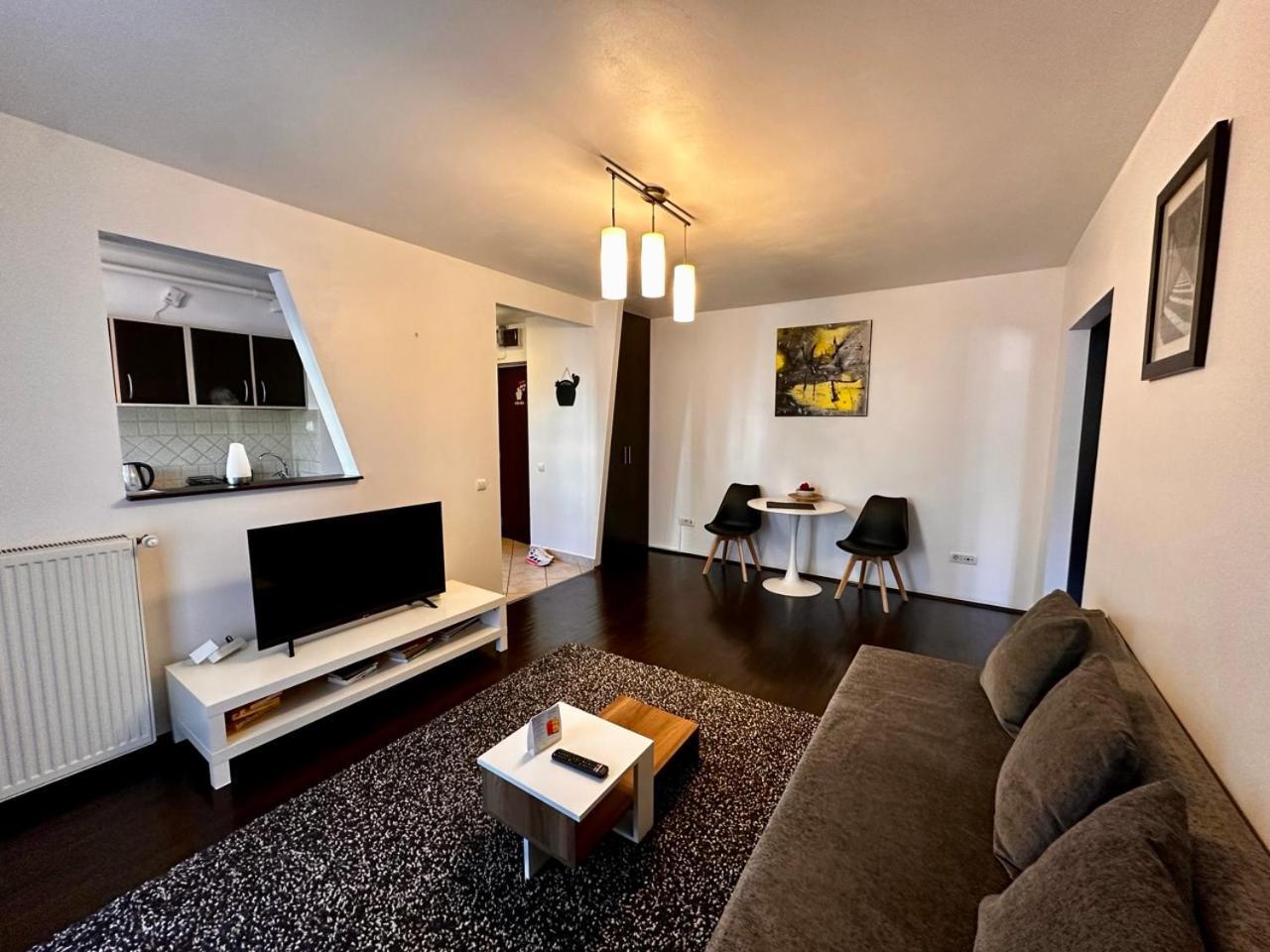 Amzei Apartment *